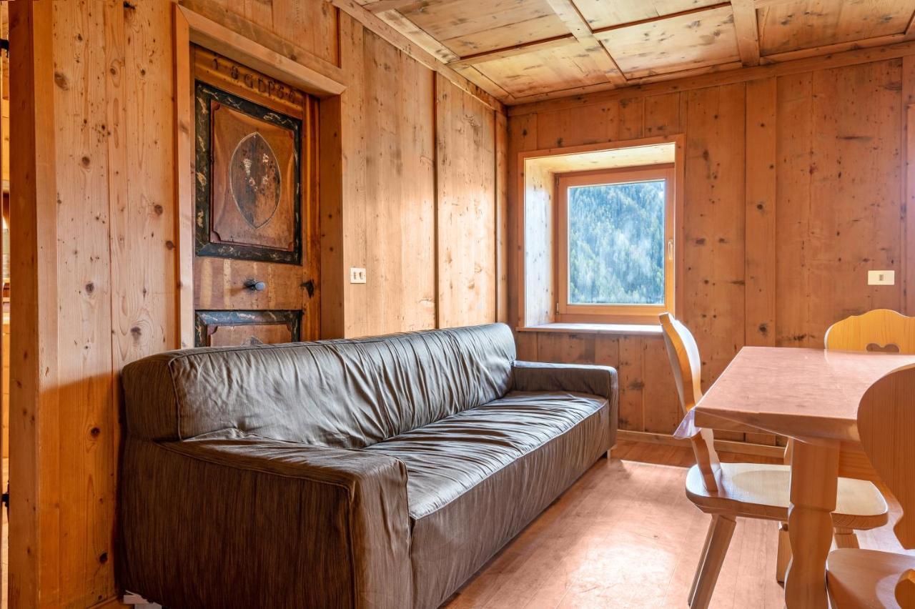 Muncion Apparte Pozza di Fassa Buitenkant foto